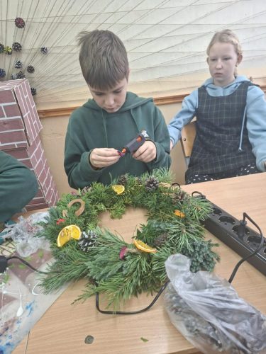 Messenger creation 363EFEC0-9F17-4479-9765-9803F01CF8EE