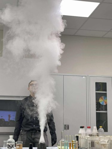 566573620 1552578802852268 8768429725566245682 n