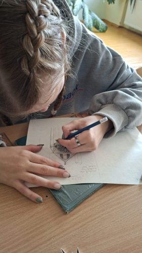 b53f7533-c679-4b46-808c-65c806e3eba1