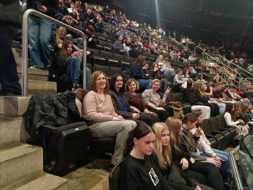 7555d374-61a9-4c14-86e7-492fa14f7c4e