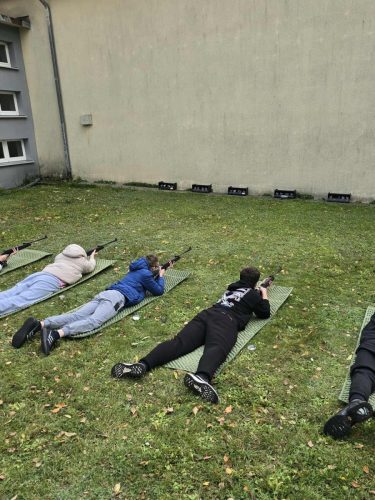 f63ed271-883a-438d-836e-50d5e534b482