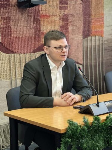 beb15905-b14a-4c1c-87fc-4835a08ca4e6