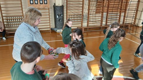 1eca99ab-c76a-4ee8-908d-b6066c094911