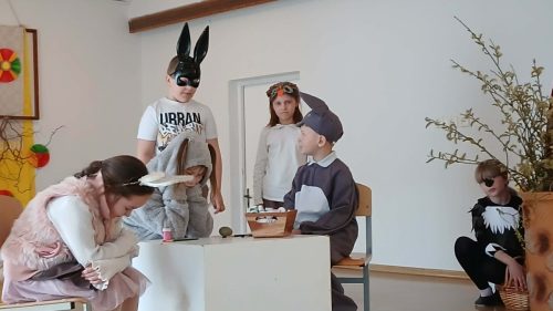 c0666a60-eb7b-466c-b724-6c7a9809f42d